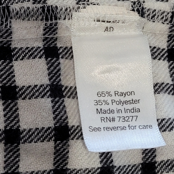 XXL Checkered Long Sleeve Ruffle Button Down Blouse - Picture 5 of 6